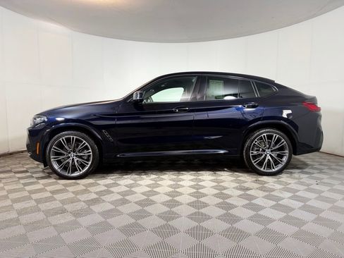 Used 2023 BMW X4 xDrive30i w/ M Sport Package image 3