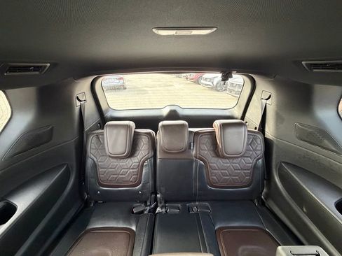 Used 2025 Nissan Armada Platinum AWD/4WD image 29