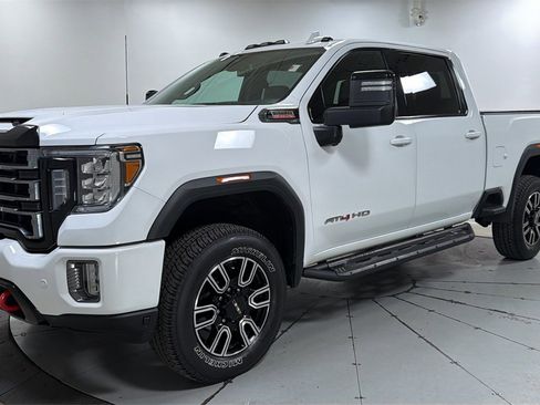 Used 2022 GMC Sierra 3500 AT4 w/ AT4 Preferred Package image 1