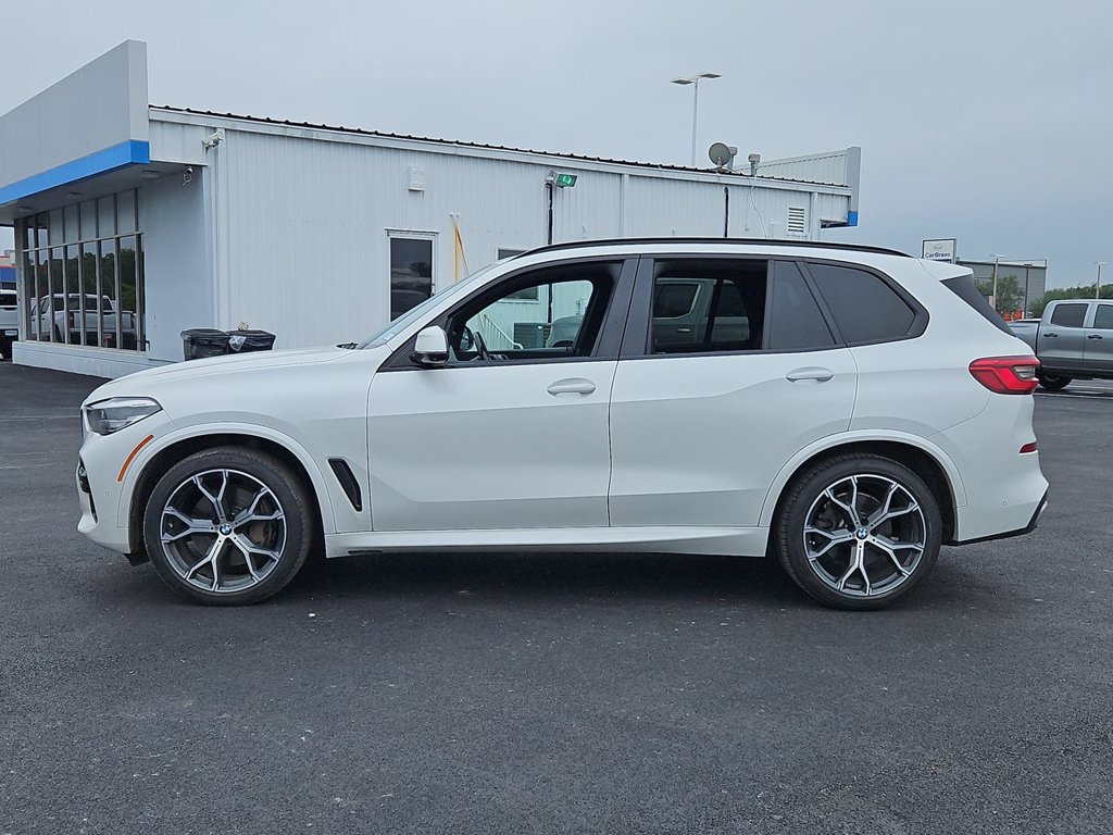 Used 2019 BMW X5 xDrive50i w/ M Sport Package AWD/4WD image 3
