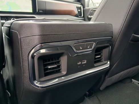 Used 2024 GMC Sierra 1500 Denali image 30