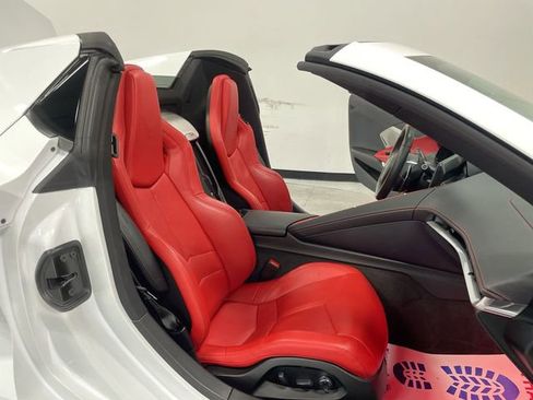 Used 2022 Chevrolet Corvette Stingray Preferred Conv w/ Z51 Performance Package RWD image 27
