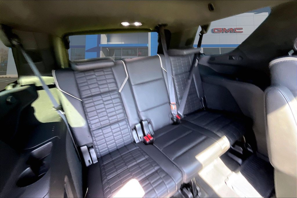 Used 2021 Cadillac Escalade Premium Luxury Platinum AWD/4WD image 29
