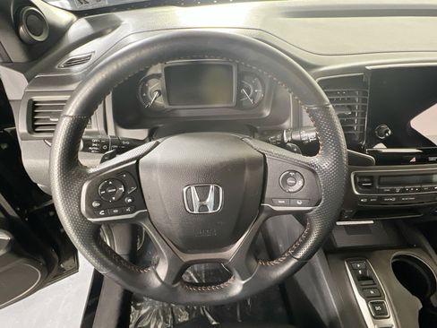 Used 2022 Honda Passport TrailSport image 11