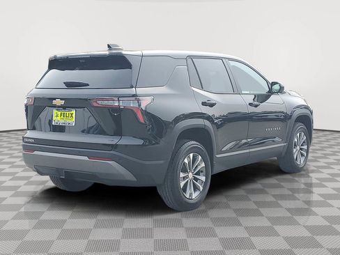 New 2026 Chevrolet Equinox LT w/ Convenience Package II FWD image 3