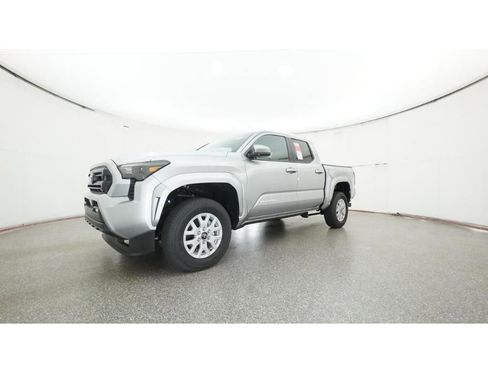 New 2026 Toyota Tacoma SR5 image 18