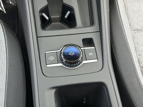 New 2026 Volkswagen Tiguan S AWD/4WD image 18