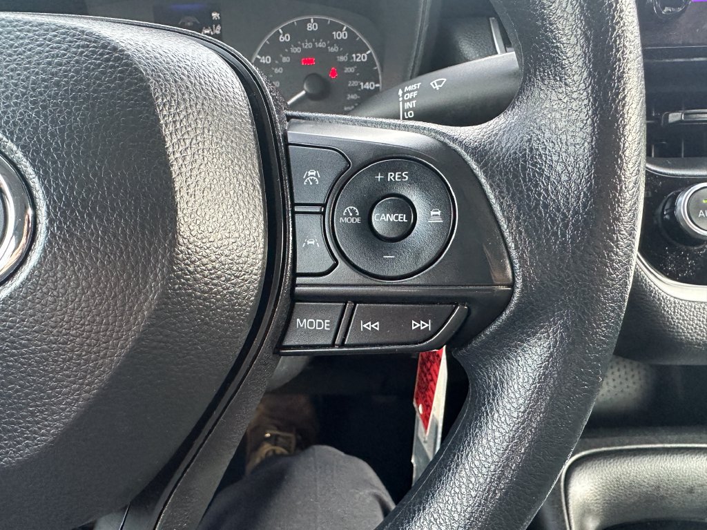Used 2024 Toyota Corolla LE FWD image 20