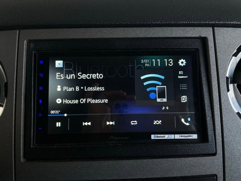 Used 2011 Ford F250 XLT w/ XLT Premium Pkg image 36