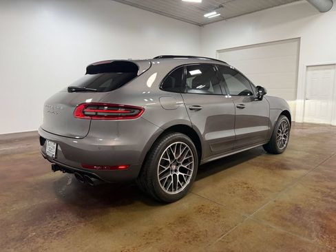 Used 2015 Porsche Macan Turbo AWD/4WD image 34