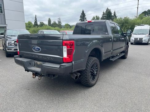 Used 2019 Ford F350 Lariat w/ Lariat Ultimate Package AWD/4WD image 3