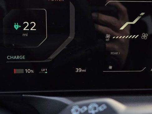 New 2026 Kia EV9 Wind image 32