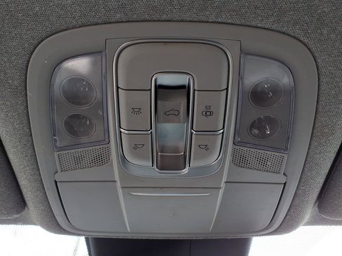 Used 2019 Hyundai Santa Fe AWD image 21