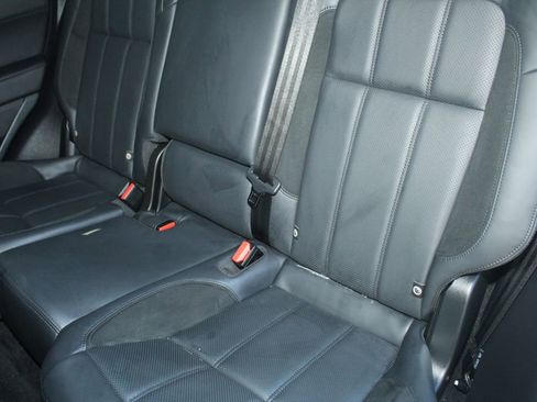 Used 2022 Land Rover Range Rover Sport HST image 24