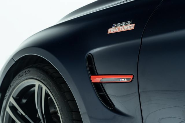 Used 2017 BMW M3 RWD image 22
