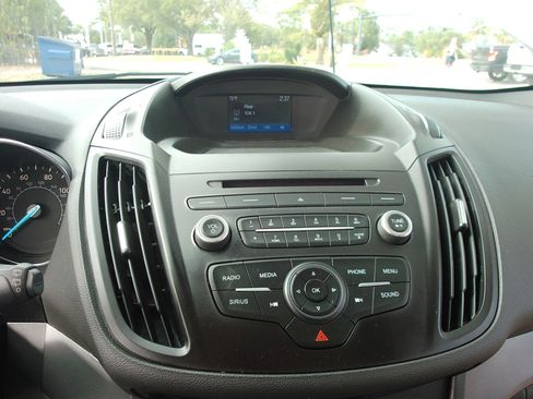 Used 2018 Ford Escape SE FWD image 23