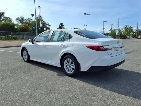 Certified 2025 Toyota Camry LE w/ Convenience Package AWD/4WD image 7