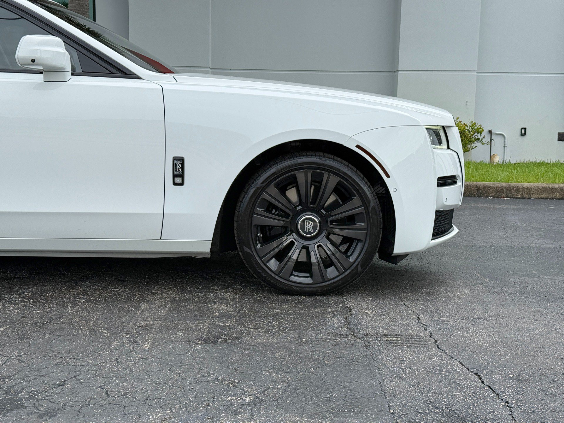 Used 2021 Rolls-Royce Ghost AWD/4WD image 3