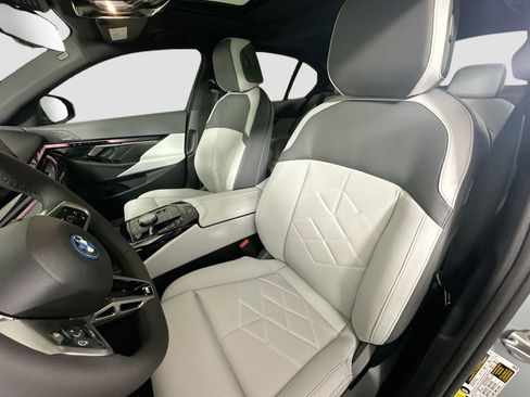 New 2026 BMW i5 eDrive40 w/ M Sport Package image 21