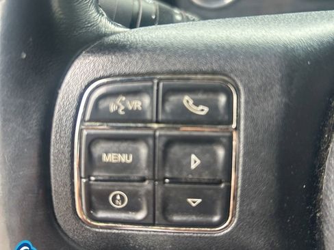 Used 2014 Jeep Wrangler Unlimited Sahara w/ Connectivity Group AWD/4WD image 21