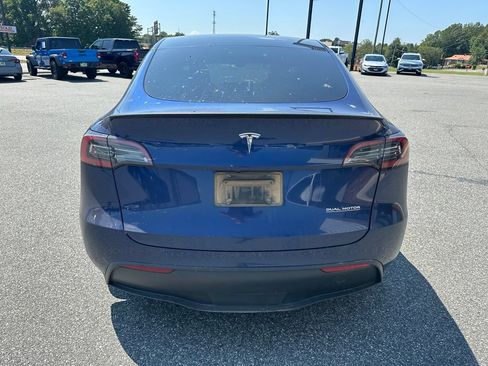 Used 2023 Tesla Model Y Performance AWD/4WD image 6