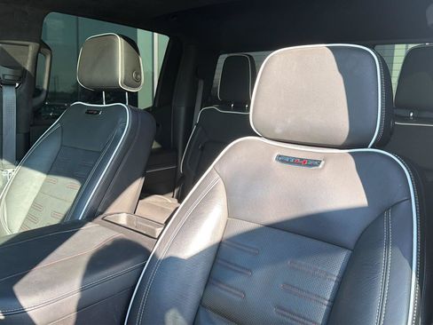 Used 2024 GMC Sierra 1500 AT4X AWD/4WD image 18