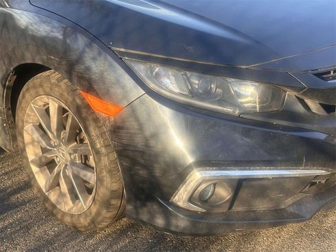 Used 2019 Honda Civic EX image 8