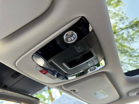 Used 2025 Kia Sorento S w/ Panoramic Sunroof Package AWD/4WD image 11