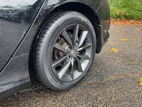 Used 2021 Honda Civic EX image 8