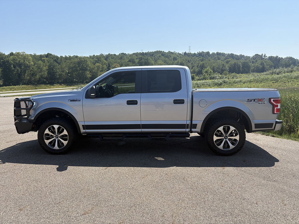 Used 2020 Ford F150 XL w/ Equipment Group 101A Mid AWD/4WD image 2
