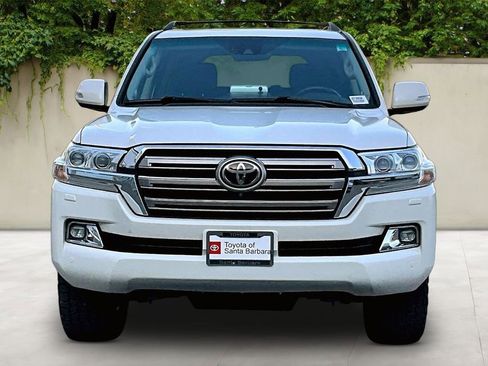 Used 2017 Toyota Land Cruiser AWD/4WD image 2