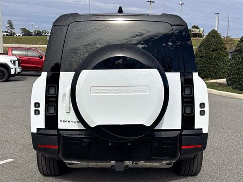 New 2026 Land Rover Defender 130 S image 4