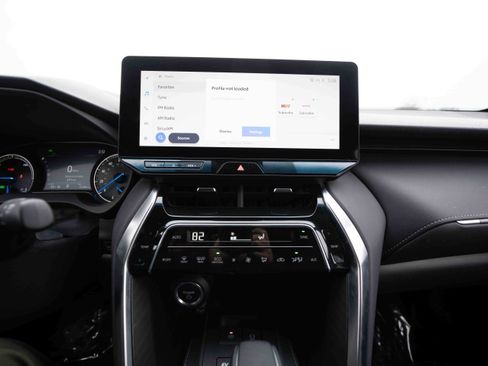 Used 2023 Toyota Venza XLE w/ Activity Package (TMS) image 17