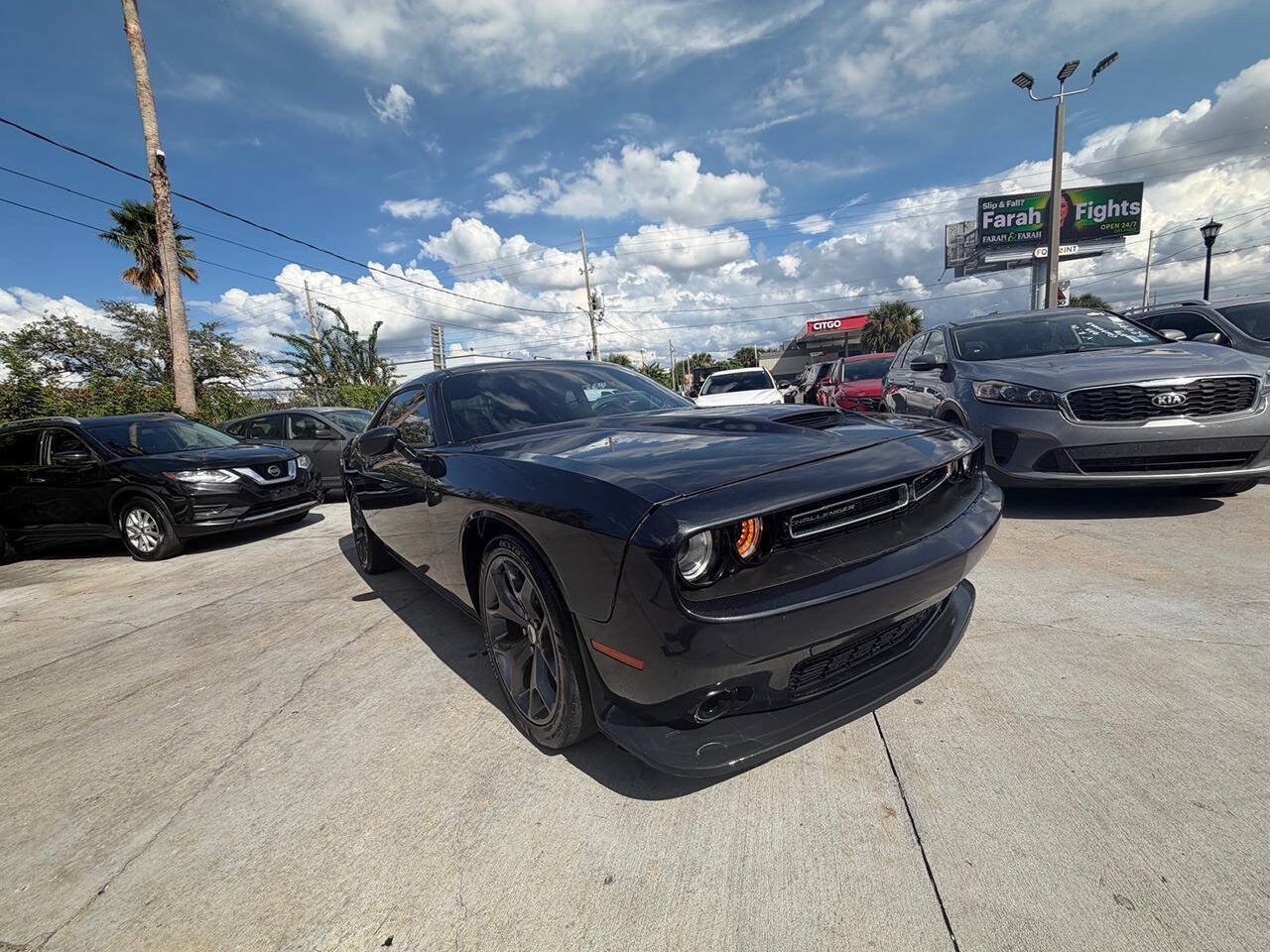 Used 2019 Dodge Challenger R/T RWD image 4