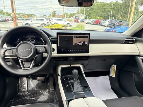 New 2026 MAZDA CX-5 Preferred AWD/4WD image 14