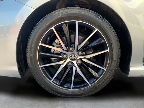 Used 2024 Toyota Camry SE image 31