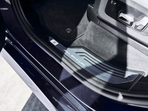 Used 2026 BMW ALPINA XB7 ALPINA XB7 image 60