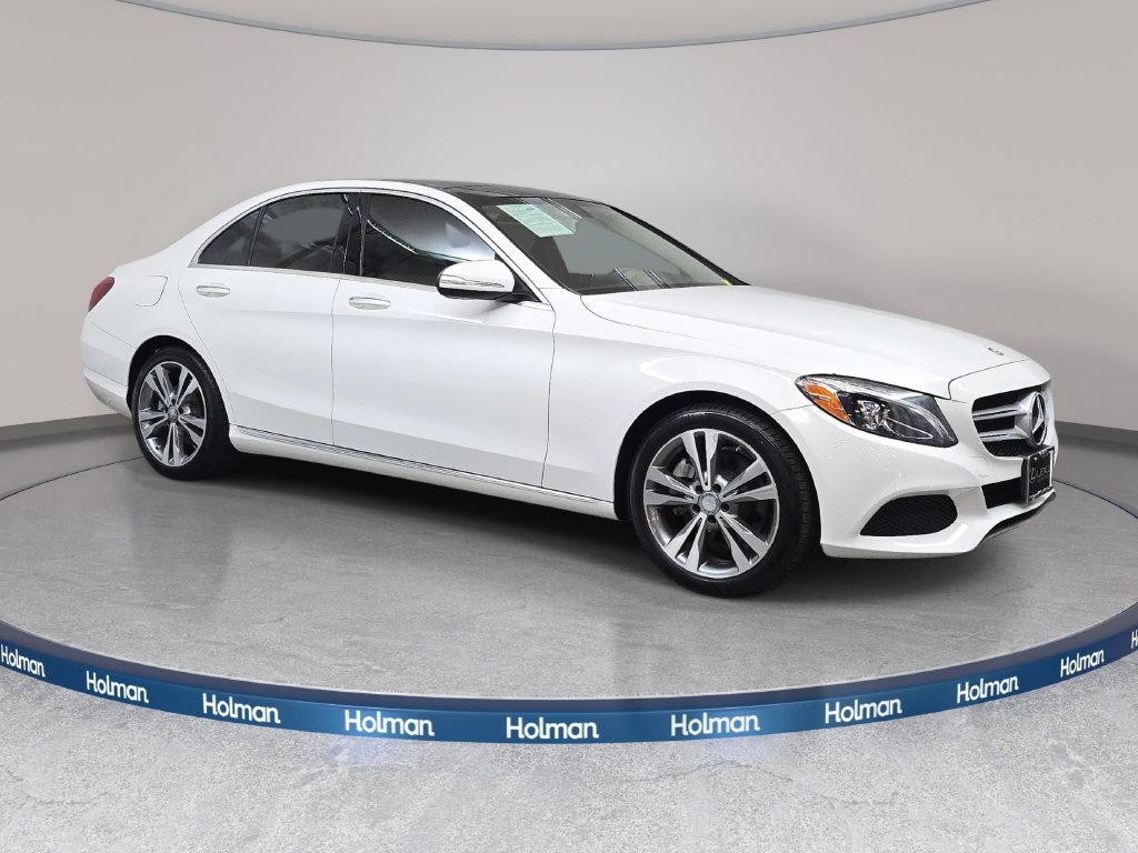Used 2015 Mercedes-Benz C 300 4MATIC Sedan image 4