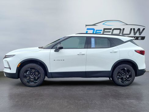 Used 2024 Chevrolet Blazer LT w/ Convenience Package AWD/4WD image 6