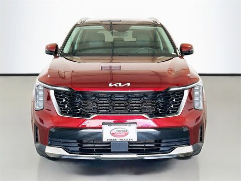 Used 2025 Kia Sorento S w/ Panoramic Sunroof Package image 2