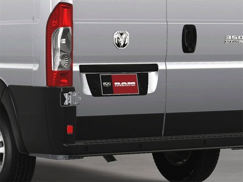 New 2025 RAM ProMaster 3500 w/ Quick Order Package 22G SLT image 16