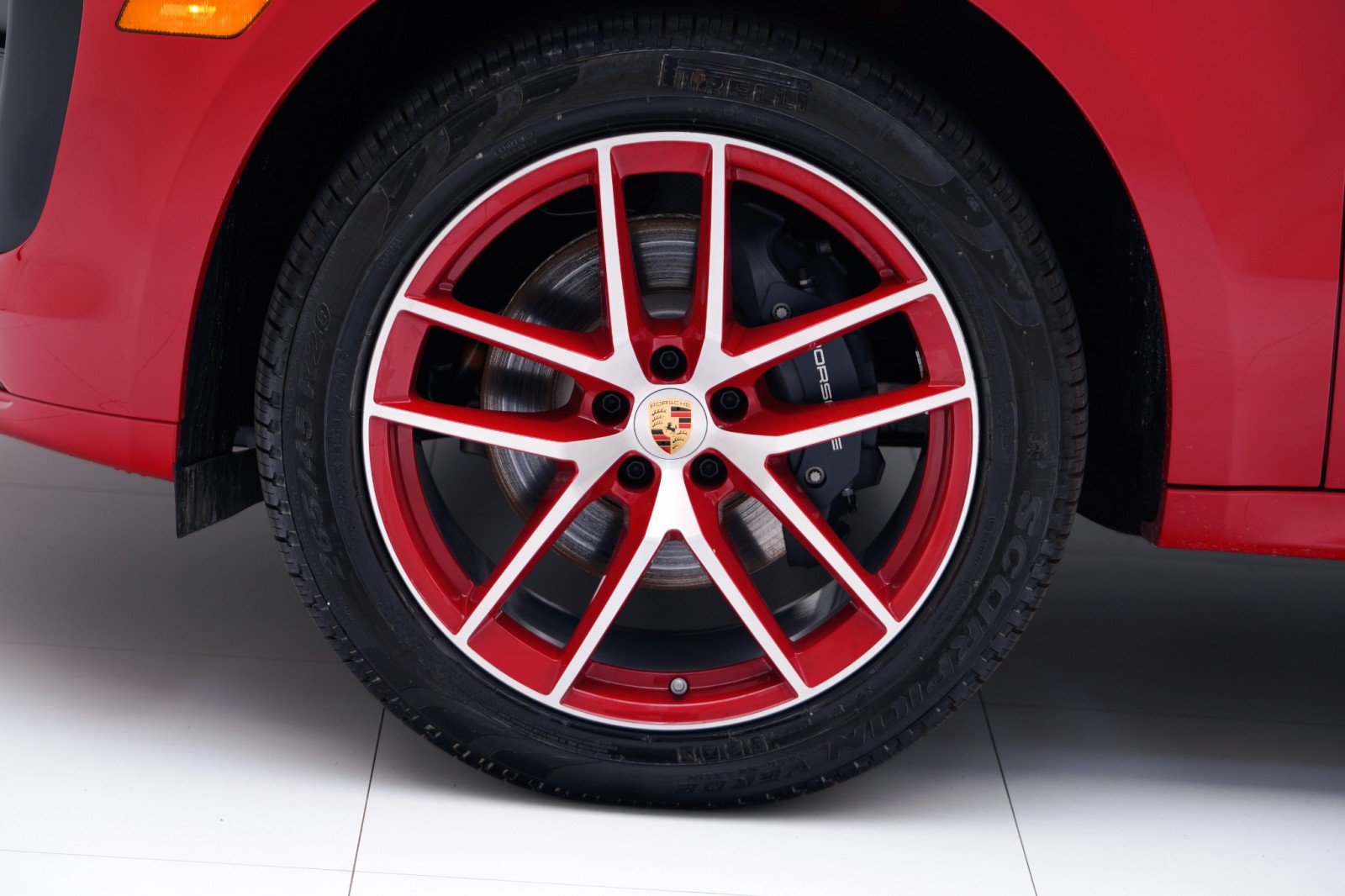 Certified 2026 Porsche Macan AWD/4WD image 12