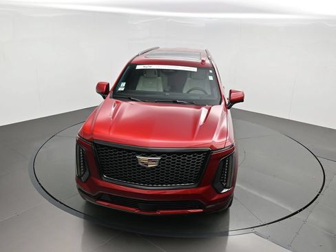 Used 2025 Cadillac Escalade ESV Sport Platinum w/ LPO, Floor Liner Package AWD/4WD image 51