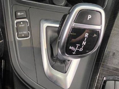Used 2016 BMW 328i xDrive Sedan AWD/4WD image 27