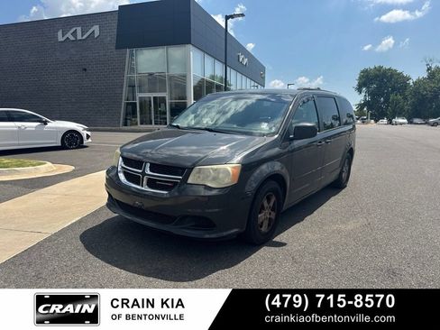 Used 2012 Dodge Grand Caravan SXT FWD image 5