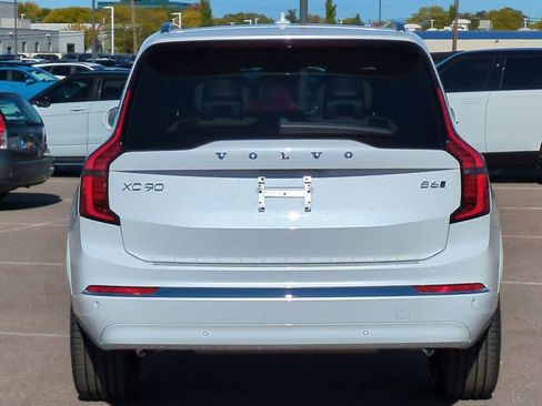 Used 2026 Volvo XC90 B6 Plus w/ Protection Package Premier AWD/4WD image 5