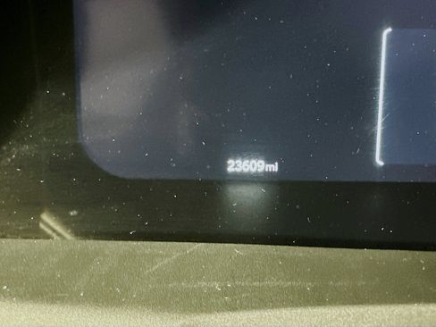 Used 2024 Toyota Tacoma TRD Off-Road image 19