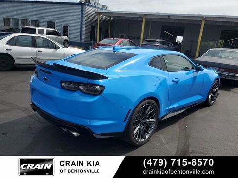 Used 2022 Chevrolet Camaro ZL1 RWD image 3