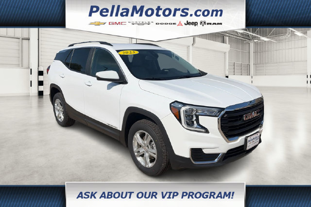Used 2023 GMC Terrain SLE w/ Driver Convenience Package AWD/4WD image 1