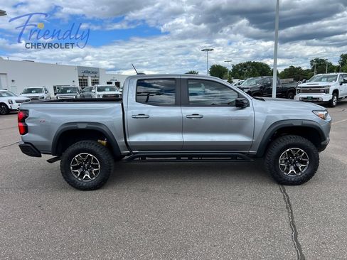 Used 2023 Chevrolet Colorado ZR2 w/ ZR2 Convenience Package III AWD/4WD image 8